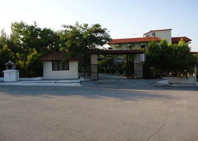 Harilaos Beach Плака Литохору Екстериор снимка